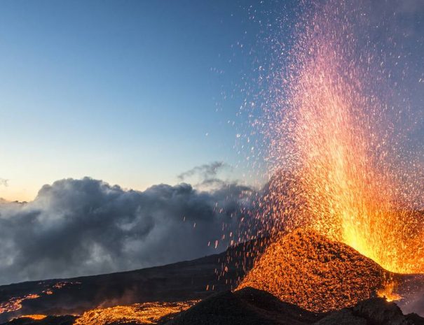 volcan198eruptionpitondelafournaise052015-creditirt-lucperrotdts062017_0